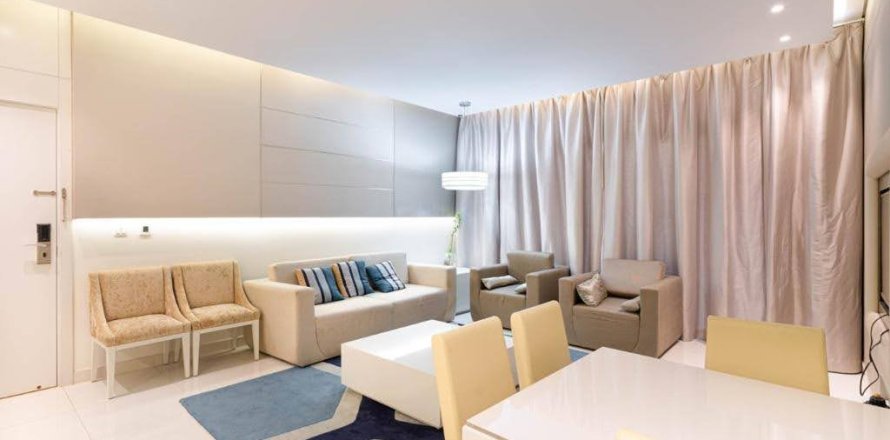 Apartment de 2 dormitorios en Dubai, UAE No. 97476