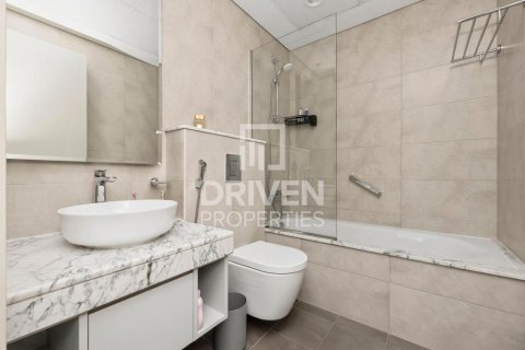 2 bedrooms Apartment in Aykon City, UAE No. 192274 16