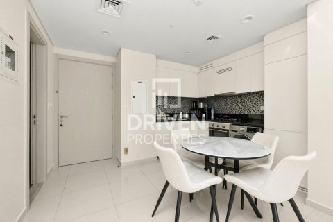 2 bedrooms Apartment in Aykon City, UAE No. 192274 12
