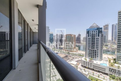 2 bedrooms Apartment in Business Bay, UAE No. 202114 21