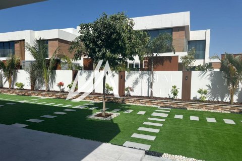 4 غرف نوم فيلا على جزيرة السعديات, الإمارات العربية المتحدة رقم 86799 3