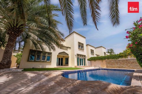 Villa de 3 chambres à Jumeirah Park, UAE No. 161767 3