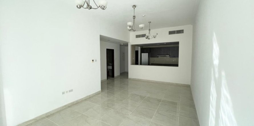 3 bedrooms Apartment in Mirdif, UAE No. 161766