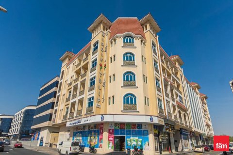 3 bedrooms Apartment in Mirdif, UAE No. 161766 12
