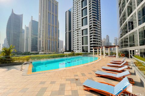 Apartment de 1 dormitorio en Lake Elucio, UAE No. 171404 13
