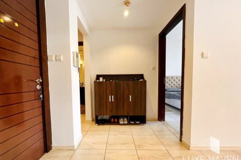 Apartment de 1 dormitorio en Lake Elucio, UAE No. 171404 8