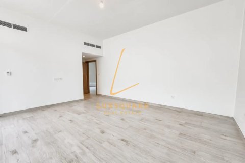 Villa de 4 dormitorios en Murooj Al Furjan, UAE No. 171389 8