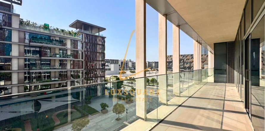 Apartment de 3 dormitorios en Al Wasl, UAE No. 171390