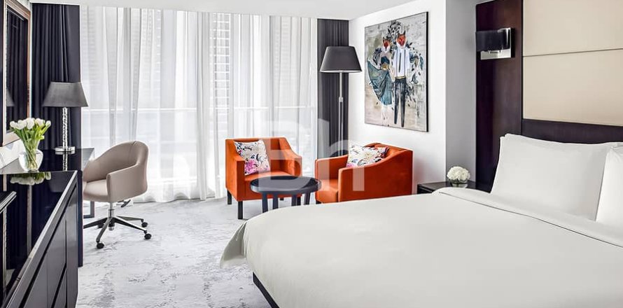 Studio Apartment in Jumeirah Lake Towers, UAE No. 172035