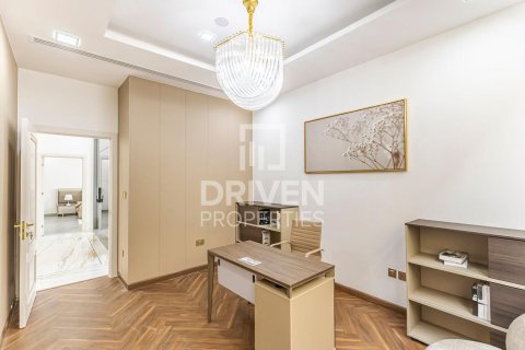 Вилла с 7 спальнями  №120836 17