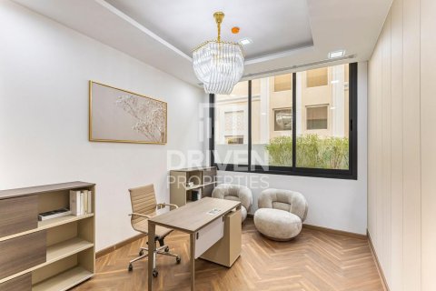 Вилла с 7 спальнями  №120836 18