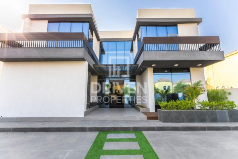 Вилла с 7 спальнями  №120836 31