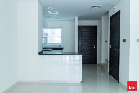 Таунхаус с 3 спальнями в Дубай, ОАЭ №145481 3