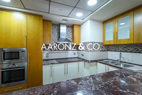 Apartment de 4 dormitorios en Jumeirah Beach Residence, UAE No. 143045 11