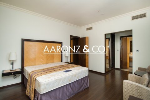Apartment de 2 dormitorios en Jumeirah Beach Residence, UAE No. 143044 6