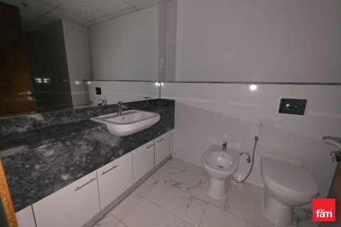 Квартира с 2 спальнями в Бизнес-Бэй, ОАЭ №141201 11