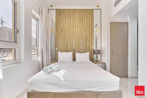 Квартира с 2 спальнями в Dubai Sports City, ОАЭ №141202 6