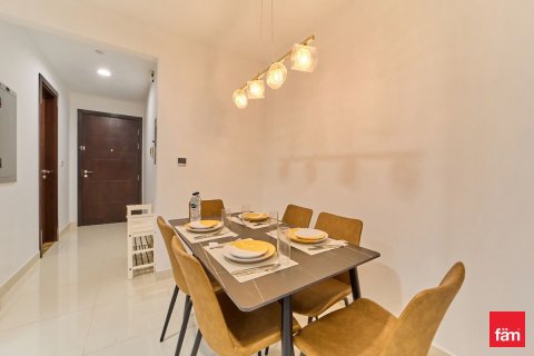 Квартира с 2 спальнями в Dubai Sports City, ОАЭ №141202 8