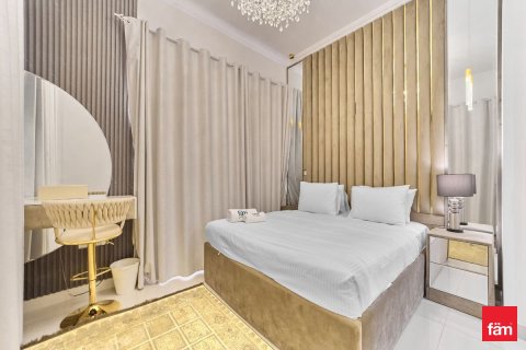 Квартира с 2 спальнями в Dubai Sports City, ОАЭ №141202 3