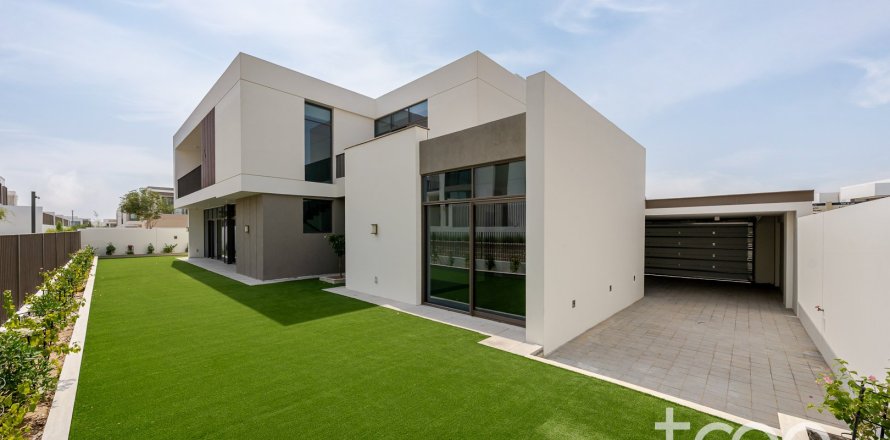 Villa de 4 dormitorios en Al Furjan, UAE No. 173875