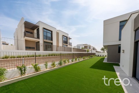 Villa de 4 dormitorios en Al Furjan, UAE No. 173875 30