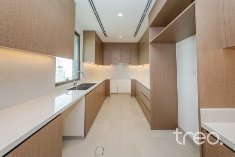 Villa de 4 dormitorios en Al Furjan, UAE No. 173875 5