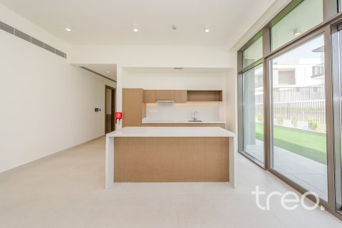 Villa de 4 dormitorios en Al Furjan, UAE No. 173875 10