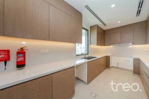 Villa de 4 dormitorios en Al Furjan, UAE No. 173875 6