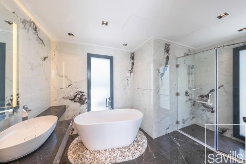 Villa de 6 dormitorios en Jumeirah Islands, UAE No. 199245 11