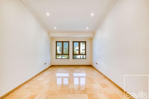 Villa de 6 dormitorios en Signature Villas, UAE No. 199243 4
