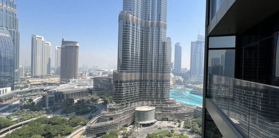 Квартира с 3 спальнями №120266