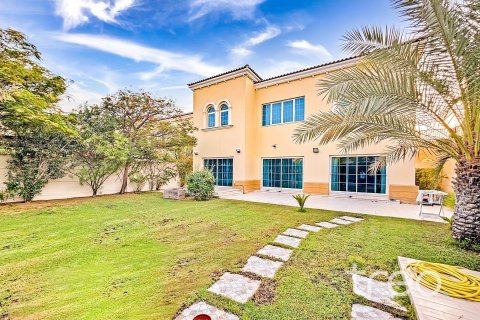 Villa de 4 dormitorios en Legacy, UAE No. 173906 29