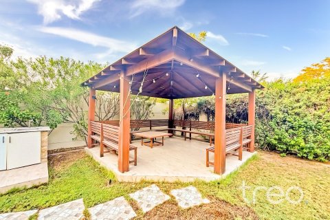 Villa de 4 dormitorios en Legacy, UAE No. 173906 28
