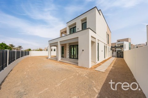 Villa de 4 dormitorios en Caya, UAE No. 173905