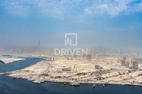 Apartment de 2 dormitorios en Address Harbour Point, UAE No. 190059 2