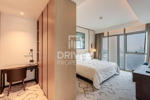 Apartment de 2 dormitorios en Address Harbour Point, UAE No. 190059 7