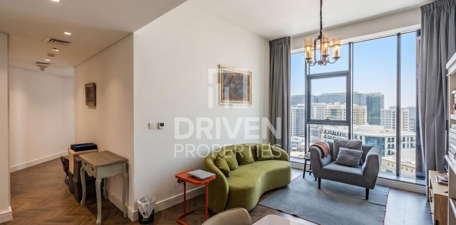Квартира с 2 спальнями в Dubai Residence Complex, ОАЭ №190057