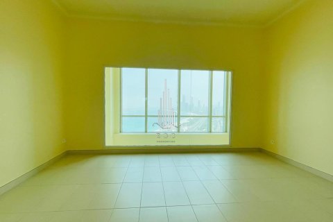 2 غرف نوم منزل ذو طابقين في Corniche Road, الإمارات العربية المتحدة رقم 77341 6