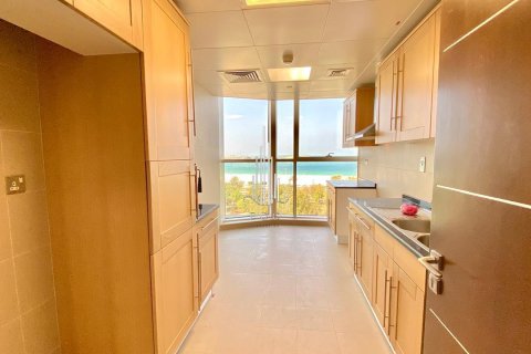 3 غرف نوم شقة في Corniche Road, الإمارات العربية المتحدة رقم 77340 15