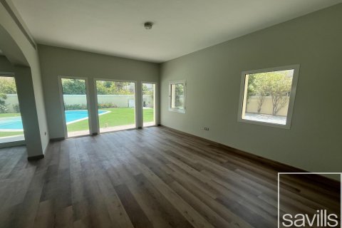 2 bedrooms Villa in Jumeirah Village Triangle, UAE No. 194356 10