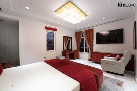 6 bedrooms Villa  No. 132114 6