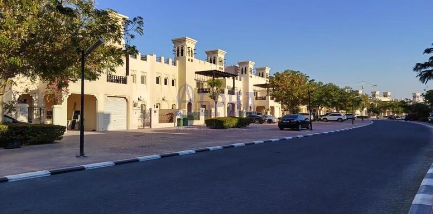Villa de 3 chambres à Al Hamra Village, UAE No. 140848