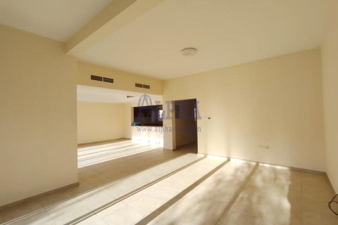 Villa de 3 chambres à Al Hamra Village, UAE No. 140848 4