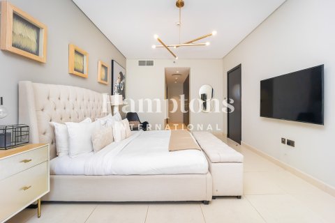 Квартира с 2 спальнями в FIVE Palm Jumeirah, ОАЭ №187292 22
