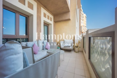 Квартира с 2 спальнями в FIVE Palm Jumeirah, ОАЭ №187292 16