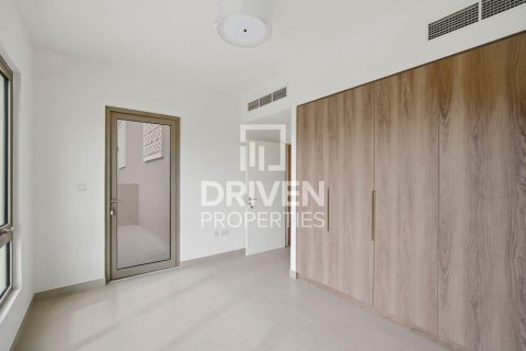 4 bedrooms Villa in Jebel Ali, UAE No. 193134 14