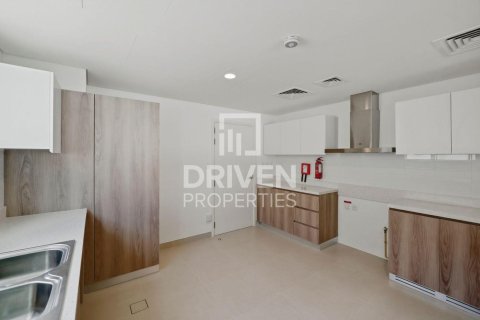 4 bedrooms Villa in Jebel Ali, UAE No. 193134 4