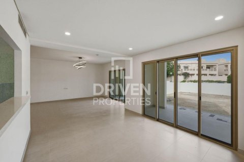 4 bedrooms Villa in Jebel Ali, UAE No. 193134 20