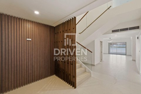 4 bedrooms Villa in Jebel Ali, UAE No. 193134 7