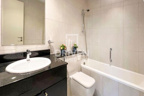 Apartment de 2 dormitorios en Jumeirah Village Circle, UAE No. 193135 8